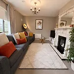 Dom wakacyjny The Hillcrest, Luxury In Town Castleblayney