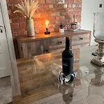 The Hillcrest, Luxury In Town