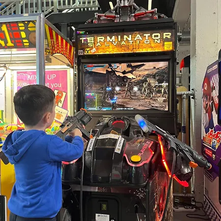 Σπίτι διακοπών The Hillcrest, Luxury In Town *