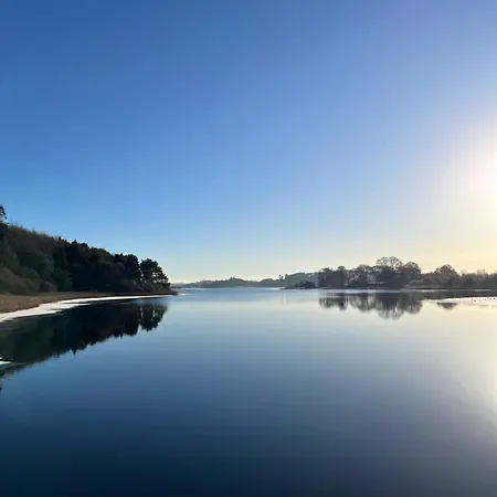 Σπίτι διακοπών The Hillcrest, Luxury In Town