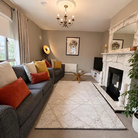 Casa de Férias The Hillcrest, Luxury In Town Castleblayney