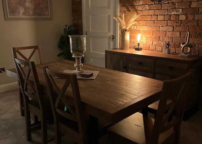 The Hillcrest, Luxury In Town Feriehus